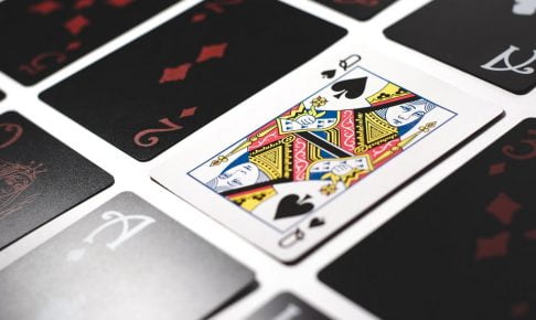 【初心者の向け】カードゲーム「ポーカー」の魅力や歴史について