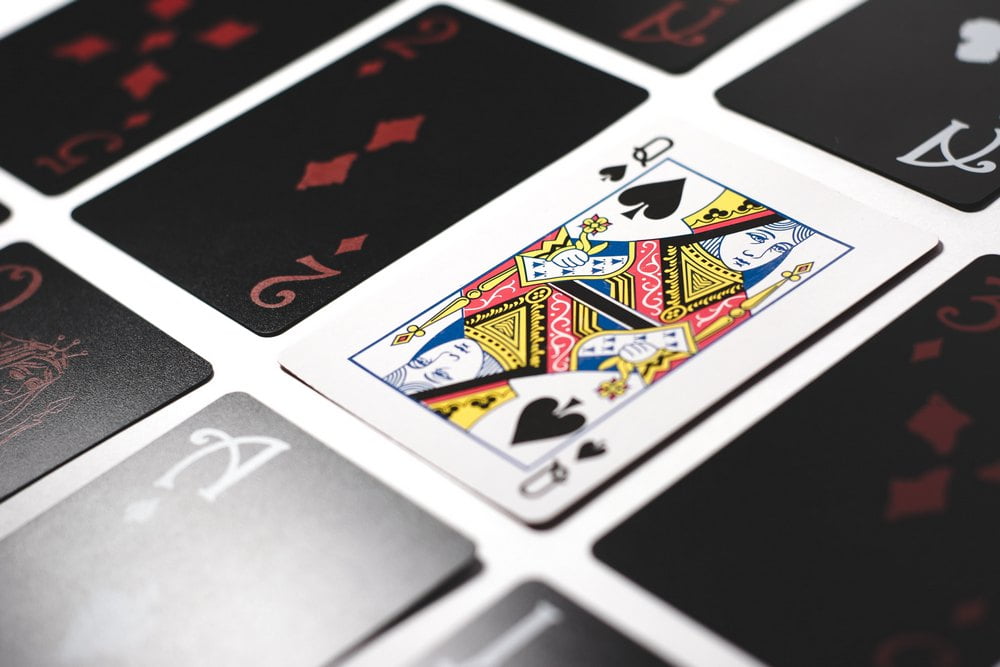 【初心者の向け】カードゲーム「ポーカー」の魅力や歴史について