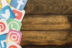 JP-2721 モバイル決済先進国の中国発「WeChat Pay」の仕組みや安全性は？.docx JP-2722日本はLINEが当たり前！欧米や中国で主流のメッセージアプリは？.docx